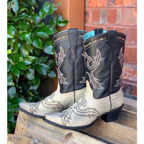 women autumn winter boots pointed toe floral totem embroidered rivet mixed color mid-calf boots slip-on sewing shoes women, Black
women autumn winter boots pointed toe floral totem embroidered rivet mixed color mid-calf boots slip-on sewing shoes women, Black