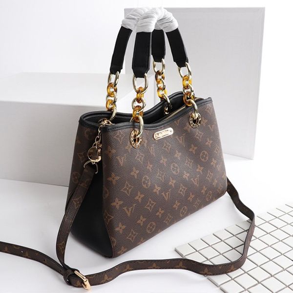 дизайнер бренда кожаная сумка, высокое качество карты сумка, портмоне, мужские и женские рюкзак, одно плечо мешок размер 31cmx23cmx10cm
дизайнер бренда кожаная сумка, высокое качество карты сумка, портмоне, мужские и женские рюкзак, одно плечо мешок размер 31cmx23cmx10cm