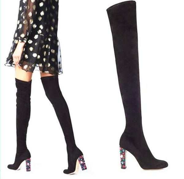 New autumn winter thick heel color diamond high-heeled elastic boots ladies fashion simple chunky heel knee long boots
New autumn winter thick heel color diamond high-heeled elastic boots ladies fashion simple chunky heel knee long boots