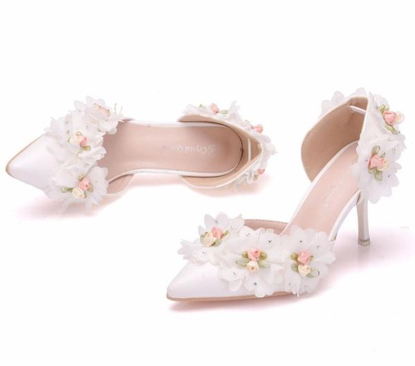 8 cm white flower wedding shoes 2020 summer new stiletto pointed sandals large size banquet high heels women, Black
8 cm white flower wedding shoes 2020 summer new stiletto pointed sandals large size banquet high heels women, Black