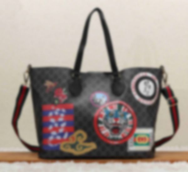designer bulky sticker printed one-shoulder bag for outdoor sports travel handbag brand women's mother bag 20082101u 
designer bulky sticker printed one-shoulder bag for outdoor sports travel handbag brand women's mother bag 20082101u