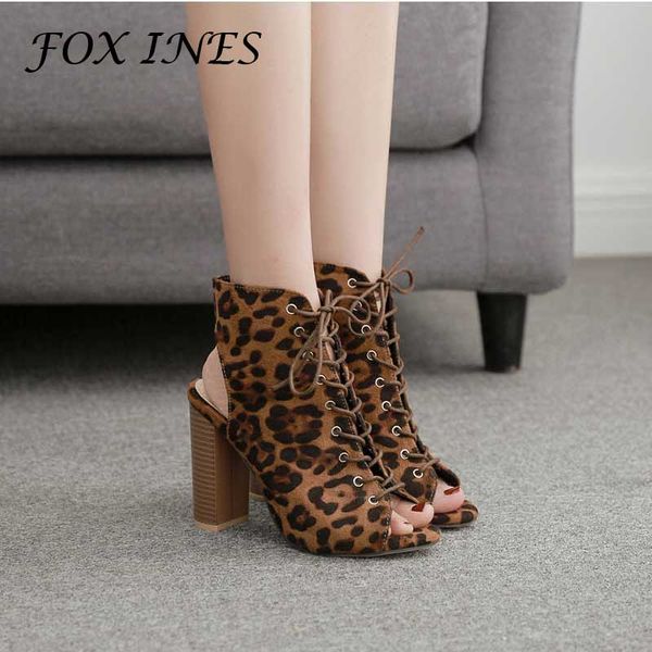 foxines large size 35-42 sandals 2020 fashion thick heel cross lace up high heels comfortable nightclub dance hal cool boots, Black
foxines large size 35-42 sandals 2020 fashion thick heel cross lace up high heels comfortable nightclub dance hal cool boots, Black