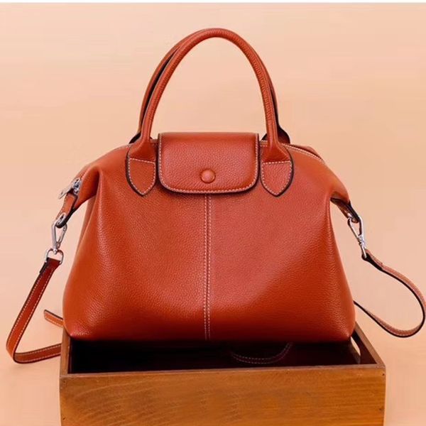 design genuine leather messenger bag female fashion wild totes zipper bag handbag shoulder female crossbody
design genuine leather messenger bag female fashion wild totes zipper bag handbag shoulder female crossbody