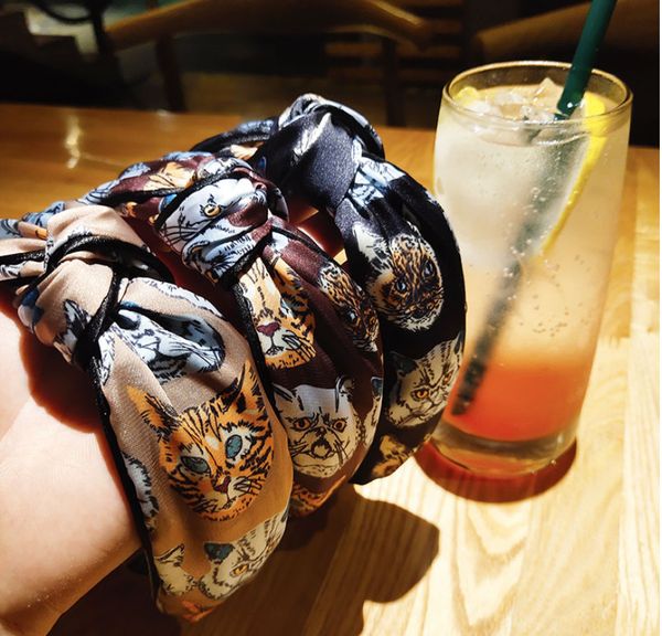 dhl wide version cute kitty pattern high-end boutique cat hair hoop 3 color wash face headband hairpin head jewelry, Black;brown
dhl wide version cute kitty pattern high-end boutique cat hair hoop 3 color wash face headband hairpin head jewelry, Black;brown