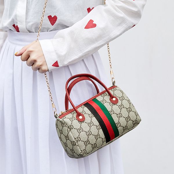 fashion bags women handbags shoulder bag ladies designer tote one shoulder chain wallet mobile phone bag crossbody bag
fashion bags women handbags shoulder bag ladies designer tote one shoulder chain wallet mobile phone bag crossbody bag