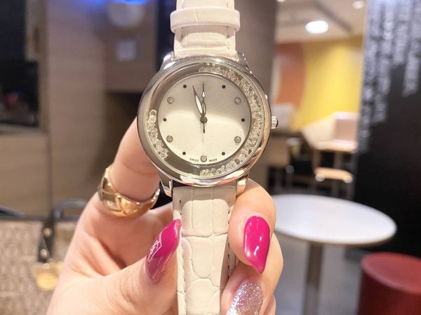 2021 arrival luxury mens watches three needle series quartz watch women designer swar brand leather belt fashion gift for girl, Slivery;brown
2021 arrival luxury mens watches three needle series quartz watch women designer swar brand leather belt fashion gift for girl, Slivery;brown