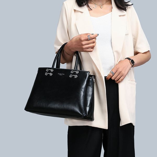 shine leather female hand bag large storage woman shoulder bag 2020 autumn women crossbody bags lady handbag
shine leather female hand bag large storage woman shoulder bag 2020 autumn women crossbody bags lady handbag