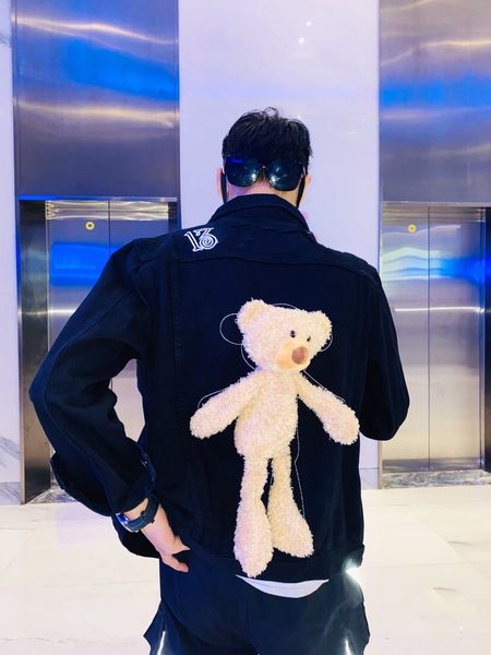 20fw letters embroidery denim jacket men winter long sleeve coat tridimensional bear black women jackets s-xl cyp2082101, Black;brown
20fw letters embroidery denim jacket men winter long sleeve coat tridimensional bear black women jackets s-xl cyp2082101, Black;brown