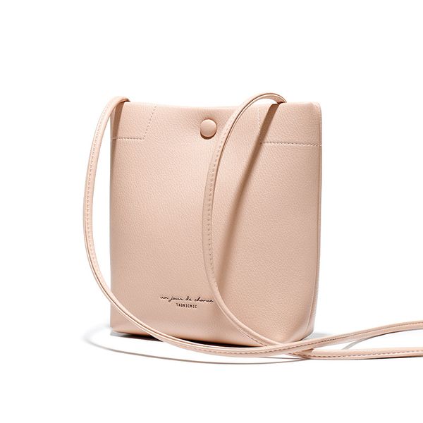 korean solid color shoulder bag fashion casual messenger modern youth elegant bucket bag pu leather bags women 2020
korean solid color shoulder bag fashion casual messenger modern youth elegant bucket bag pu leather bags women 2020