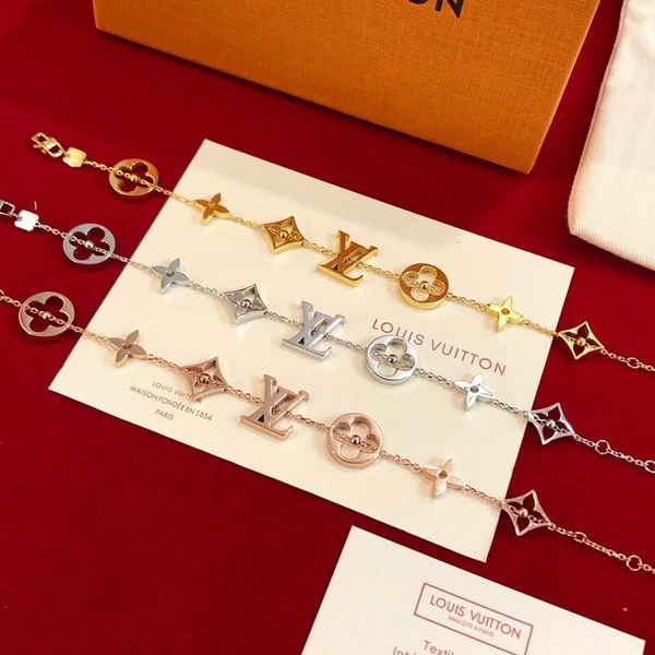 luxury four leaf flower bracelet 18k gold, rose gold , silver chain fashion simple ladies link chain bracelets jewelry with box, Black
luxury four leaf flower bracelet 18k gold, rose gold , silver chain fashion simple ladies link chain bracelets jewelry with box, Black