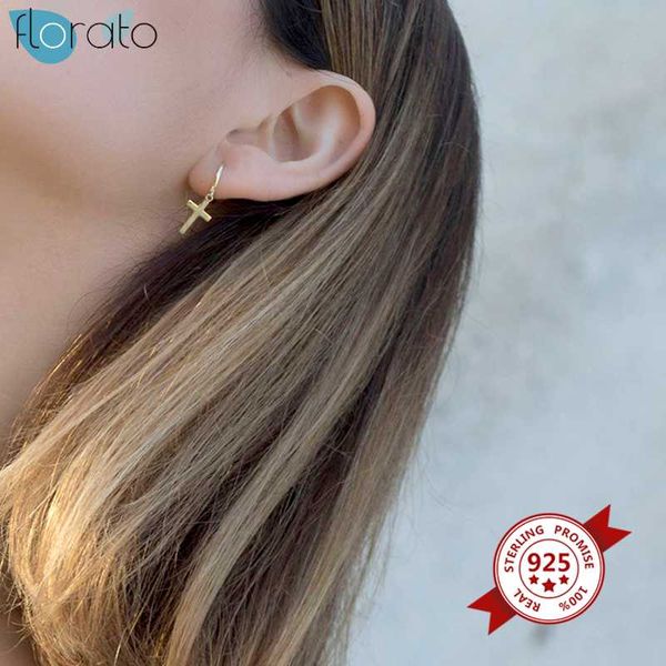 925 sterling silver cross hoop earrings small round circle earrings for women females men lover gifts fashion jewelry, Golden;silver
925 sterling silver cross hoop earrings small round circle earrings for women females men lover gifts fashion jewelry, Golden;silver