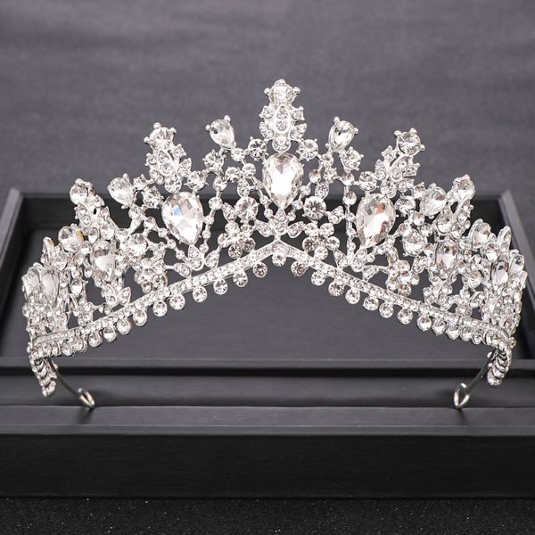 silver color gold baroque crystal tiaras wedding crown rhinestone diadems queen women jewelry bridal hair accessories y200807, White;golden
silver color gold baroque crystal tiaras wedding crown rhinestone diadems queen women jewelry bridal hair accessories y200807, White;golden