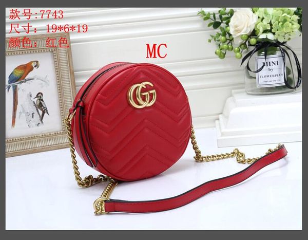 new style women shoulder bags gold chain cross body bag pu leather handbags purse female messenger tote bag red, Blue;gray
new style women shoulder bags gold chain cross body bag pu leather handbags purse female messenger tote bag red, Blue;gray