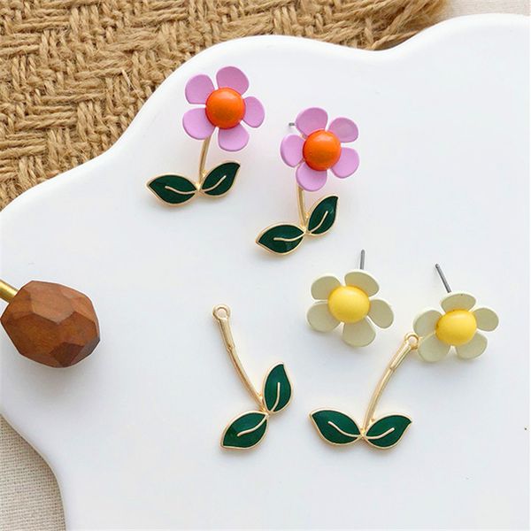stud 2021 fashion plants earrings female classic pink flowers removable for women jewelry, Golden;silver
stud 2021 fashion plants earrings female classic pink flowers removable for women jewelry, Golden;silver