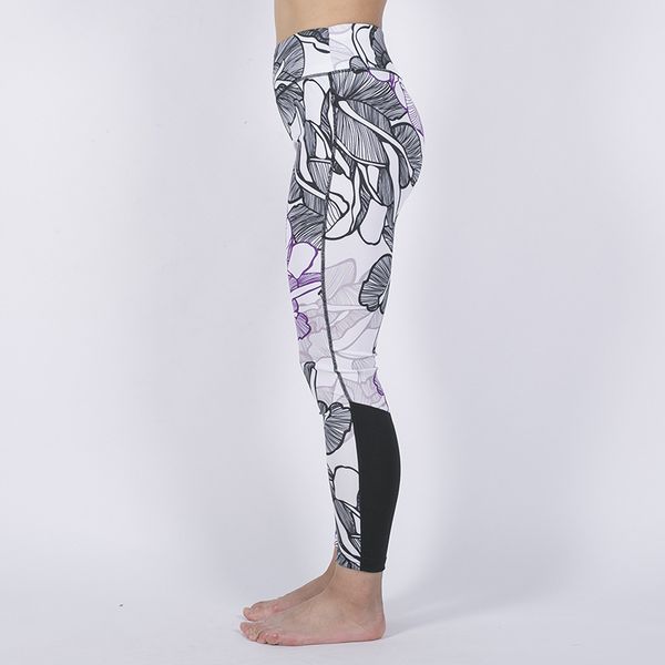 2020 spring high waist female fashion printing stitching leggings yoga fitness running sports pants peach hip fitness pants, White;red
2020 spring high waist female fashion printing stitching leggings yoga fitness running sports pants peach hip fitness pants, White;red