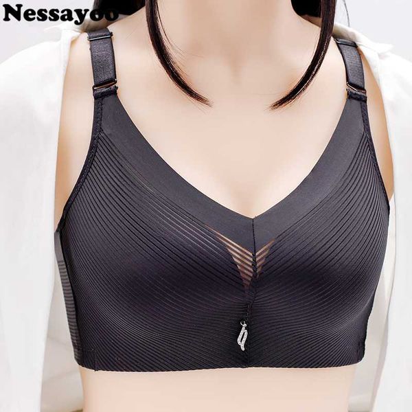 full coverage bras for women push up lingerie seamless wire bralette large size 44 46 48 c d e full cup minimizer brassiere, Red;black
full coverage bras for women push up lingerie seamless wire bralette large size 44 46 48 c d e full cup minimizer brassiere, Red;black