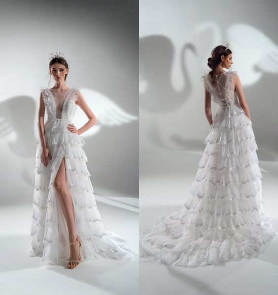 tiered jewel neck wedding dresses sequins applique sleeveless custom made split wedding dress sweep train robes de mariée, White
tiered jewel neck wedding dresses sequins applique sleeveless custom made split wedding dress sweep train robes de mariée, White