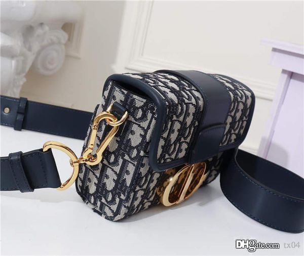 new women's shoulder crossbody bag montaigne mini box french saddle bag golden vintage antique twill print leather designer
new women's shoulder crossbody bag montaigne mini box french saddle bag golden vintage antique twill print leather designer
