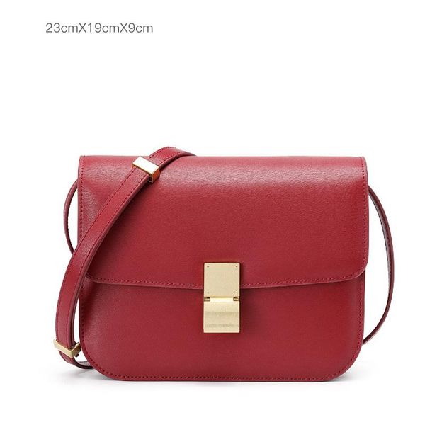 Fashion Single shoulder bag Casual style Genuine Leather For woman Portable beautiful Versatile Envelope flap Same style of star
Fashion Single shoulder bag Casual style Genuine Leather For woman Portable beautiful Versatile Envelope flap Same style of star