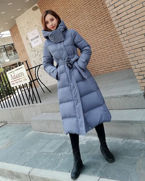 winter fashion new hooded jacket thicken large size blue black white womens down coat
winter fashion new hooded jacket thicken large size blue black white womens down coat