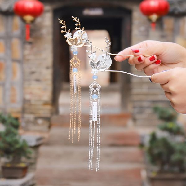 xianqi hanfu headdress, wangyue hairpin, ancient style hair ornament, women's complete accessories, tassel step hair pin, ancien, Slivery;white
xianqi hanfu headdress, wangyue hairpin, ancient style hair ornament, women's complete accessories, tassel step hair pin, ancien, Slivery;white