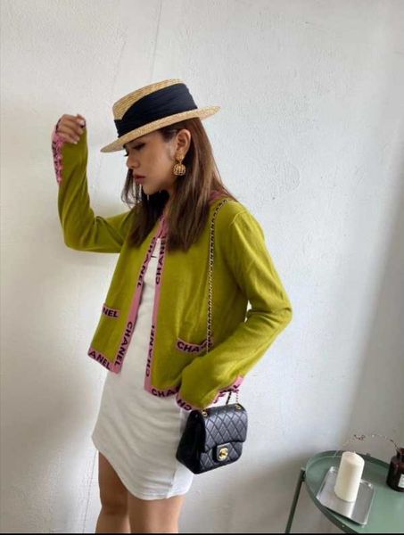 brand women winter casual coat new autumn and winter fashion women's wool blended sweater cardigan women clothing, Black;brown
brand women winter casual coat new autumn and winter fashion women's wool blended sweater cardigan women clothing, Black;brown