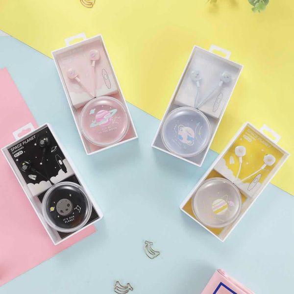 creative planet earphones in-ear sports earphones noise reduction stereo with microphone and storage box
creative planet earphones in-ear sports earphones noise reduction stereo with microphone and storage box