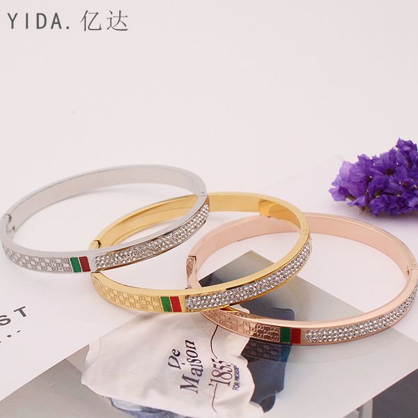 2020 European and American fashion personality trend red and green bars mud pattern titanium steel diamond bracelet 18K rose gold bracelet b
2020 European and American fashion personality trend red and green bars mud pattern titanium steel diamond bracelet 18K rose gold bracelet b
