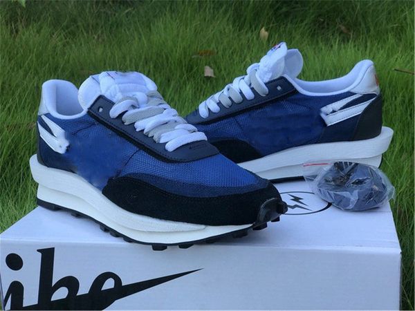 2020 аутентичного fragment design sacai ld вафельного ldv 2.0 мужчины женщина кроссовки черного белого нейлон зеленый синий мульти мужской с
2020 аутентичного fragment design sacai ld вафельного ldv 2.0 мужчины женщина кроссовки черного белого нейлон зеленый синий мульти мужской с