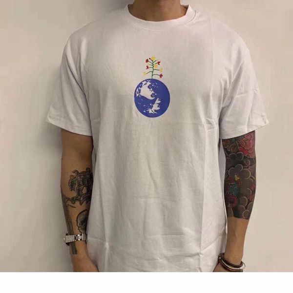 20ss earth day tee letter printed summer men women simple solid color t-shirt high street skateboard short sleeve breathable, White;black
20ss earth day tee letter printed summer men women simple solid color t-shirt high street skateboard short sleeve breathable, White;black