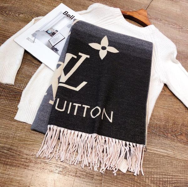 2020 autumn and winter fashion cashmere scarf brand designer high-end brand comfort scarf w18-2 silk scarf, Blue;gray
2020 autumn and winter fashion cashmere scarf brand designer high-end brand comfort scarf w18-2 silk scarf, Blue;gray