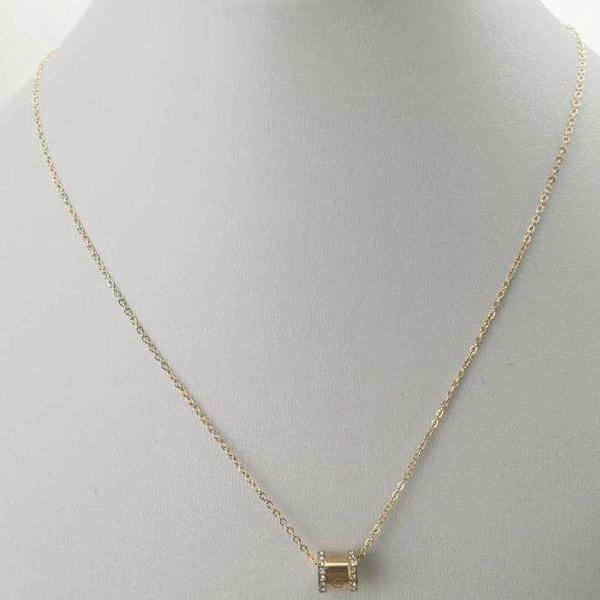 classic luxury woman fashion stainless steel necklace, Silver
classic luxury woman fashion stainless steel necklace, Silver