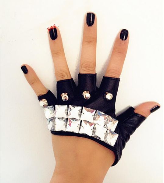 men women' fashion hip-hop ds acrylic rhinestone pu leather gloves lady' rivet night club performace punk gloves r1206, Blue;gray
men women' fashion hip-hop ds acrylic rhinestone pu leather gloves lady' rivet night club performace punk gloves r1206, Blue;gray