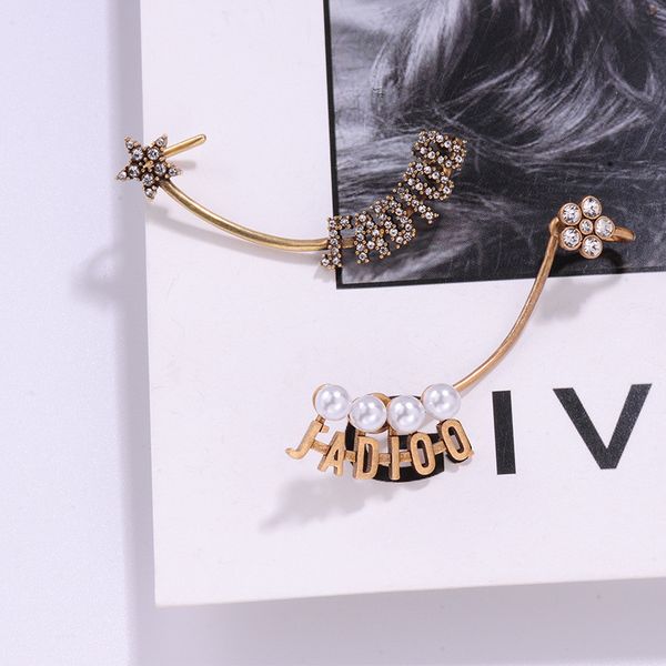 pearl letter tassel earrings ear clips diamond designer earrings zircon noble studs women brand earrings studs, Golden
pearl letter tassel earrings ear clips diamond designer earrings zircon noble studs women brand earrings studs, Golden