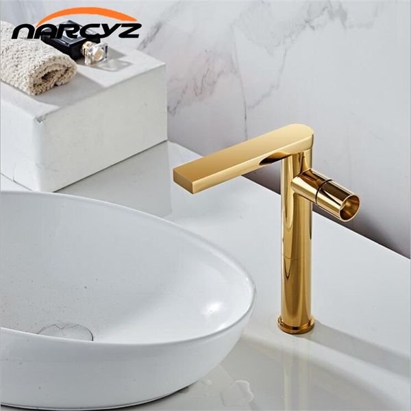 Basin Faucet Black lacquer single hole faucet Nordic matte rotating hot and cold light luxury above counter basin XT855
Basin Faucet Black lacquer single hole faucet Nordic matte rotating hot and cold light luxury above counter basin XT855
