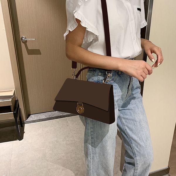 2020 designer luxury handbags purses women shoulder bag old flower genuine leather crossbody saddle handbag bag shoppingbag
2020 designer luxury handbags purses women shoulder bag old flower genuine leather crossbody saddle handbag bag shoppingbag