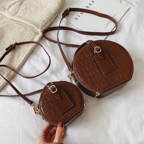alligator pattern pu leather round bags for women 2020 luxury handbags women bags designer small travel shoulder messenger
alligator pattern pu leather round bags for women 2020 luxury handbags women bags designer small travel shoulder messenger