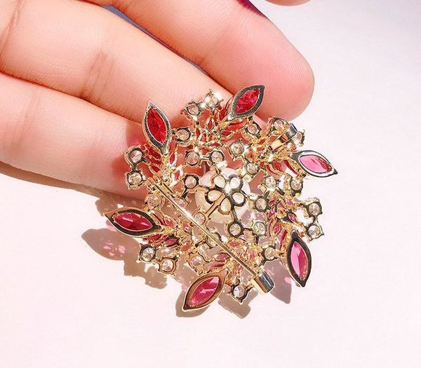 wholesale personality jewelry cubic zircon micro paved flower shinning brooch pin lady suit jewelry69, Gray
wholesale personality jewelry cubic zircon micro paved flower shinning brooch pin lady suit jewelry69, Gray