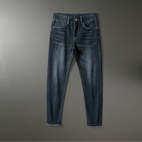 2020 autumn winter men's stretch-fit straight thick jeans business retro casual fashion denim trousers male blue pants 28-40,327
2020 autumn winter men's stretch-fit straight thick jeans business retro casual fashion denim trousers male blue pants 28-40,327