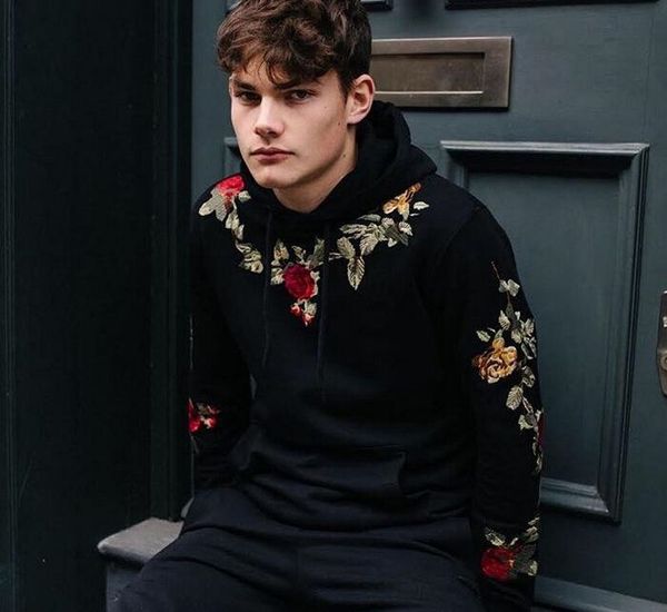 2020 hoodie sweatshirt streetwear hoodie luxury off mens hoodie fashion designer cool cartoon sweater 45, Black
2020 hoodie sweatshirt streetwear hoodie luxury off mens hoodie fashion designer cool cartoon sweater 45, Black