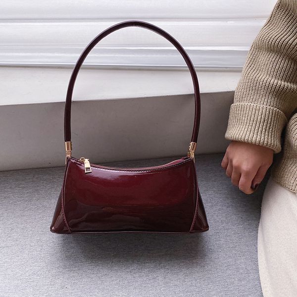 new fashion patent leather baguette bags for women 2020 zipper shoulder bag sac a main femme lxury handbags women designer bag
new fashion patent leather baguette bags for women 2020 zipper shoulder bag sac a main femme lxury handbags women designer bag