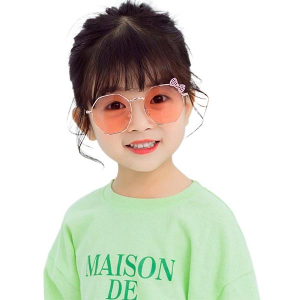 kids bow sunglasses fashionable anti-uv bowknot sunglasses for pgraphy outdoor beach, White;black
kids bow sunglasses fashionable anti-uv bowknot sunglasses for pgraphy outdoor beach, White;black