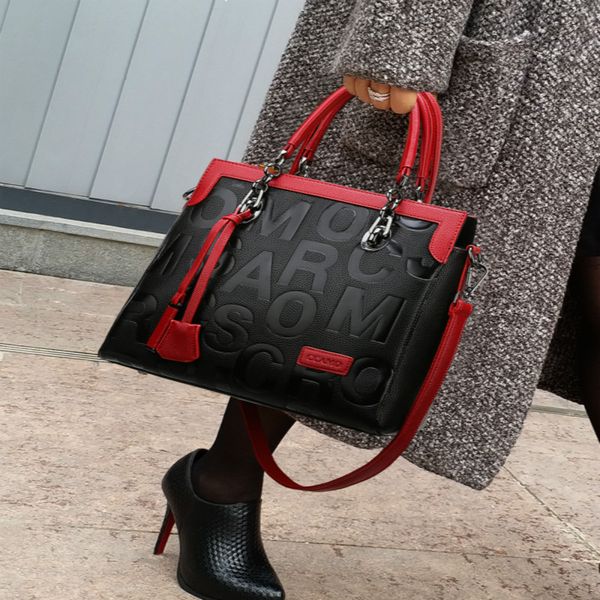 handbags 2020 new large-capacity messenger bag fashionable atmosphere female bag spring and summer ladies shoulder
handbags 2020 new large-capacity messenger bag fashionable atmosphere female bag spring and summer ladies shoulder