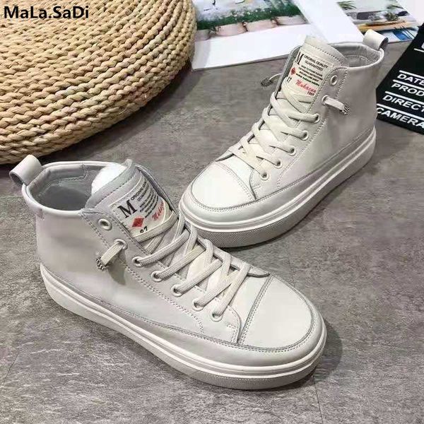 leather high to help small white shoes female 2020 tide shoes autumn new korean version of the wild thick-soled casual gaobang, Black
leather high to help small white shoes female 2020 tide shoes autumn new korean version of the wild thick-soled casual gaobang, Black