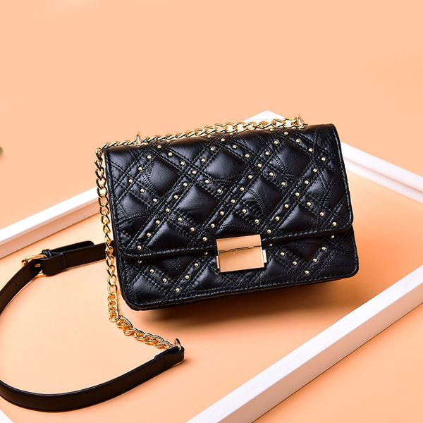 small bag 2020 new rivet shoulder bag female mini soft leather sign fashion chic single shoulder diagonal
small bag 2020 new rivet shoulder bag female mini soft leather sign fashion chic single shoulder diagonal