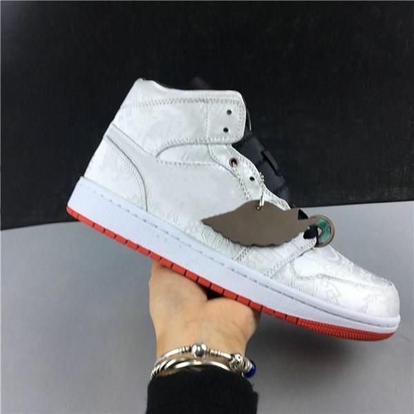 2020 wholesale new clot x 1 mid fearless edison chen mens basketball shoes 1s designer sport sneakers cu2804-100 eur 40-45, Black
2020 wholesale new clot x 1 mid fearless edison chen mens basketball shoes 1s designer sport sneakers cu2804-100 eur 40-45, Black
