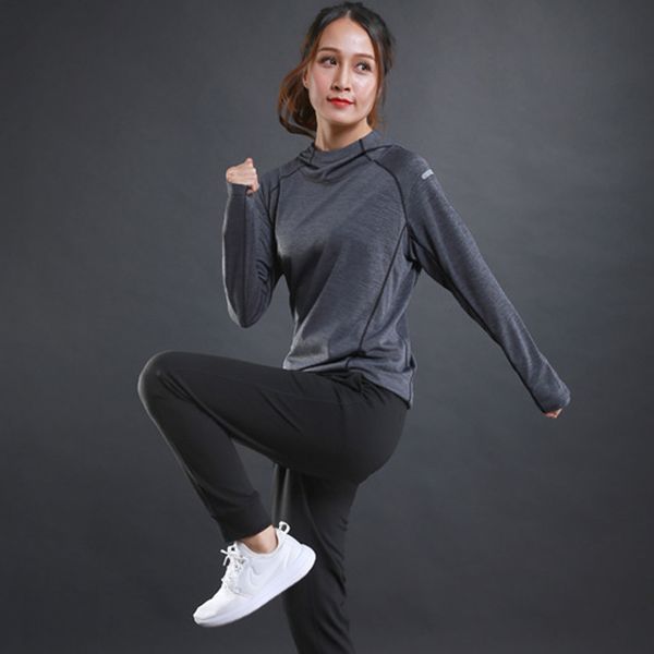 2020 new women's yoga shirts long sleeve yoga sportswear quick dry breathable tracksuit women running jacket, White;red
2020 new women's yoga shirts long sleeve yoga sportswear quick dry breathable tracksuit women running jacket, White;red