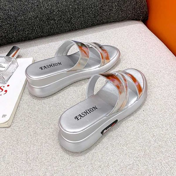 summer new fashion women sandals thick bottom hard-wearing non-slip wedges slippers women metallic opentoe casual slippers, Black
summer new fashion women sandals thick bottom hard-wearing non-slip wedges slippers women metallic opentoe casual slippers, Black