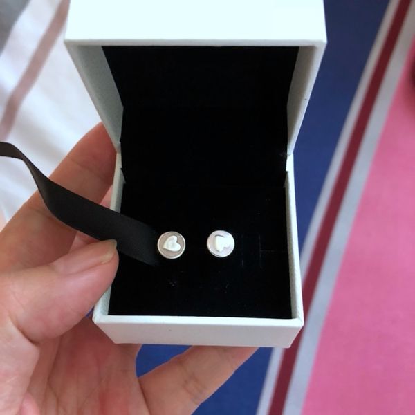 new 925 sterling silver plated 18k gold earrings with original box for pandora jewelry sweet declaration ladies earrings birthday gift, Golden;silver
new 925 sterling silver plated 18k gold earrings with original box for pandora jewelry sweet declaration ladies earrings birthday gift, Golden;silver
