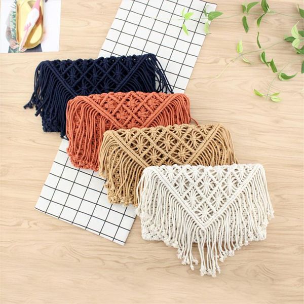 new 2020 tassel straw bag large clamshell cotton hand woven casual female beach bag knitted messenger bags 
new 2020 tassel straw bag large clamshell cotton hand woven casual female beach bag knitted messenger bags